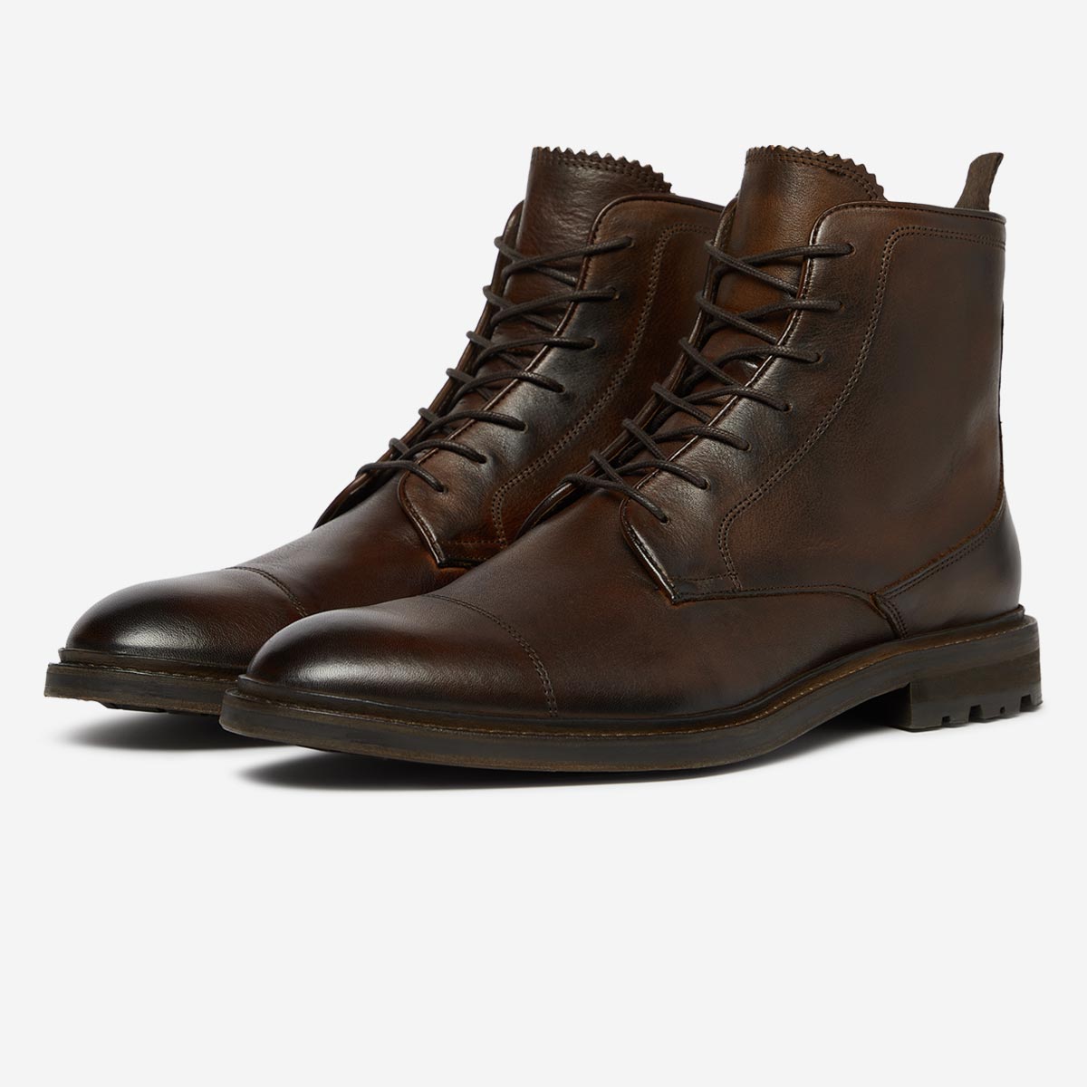 Black brown boots two tone best sale