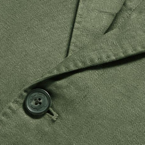 Closeup of AMF stitch lapel