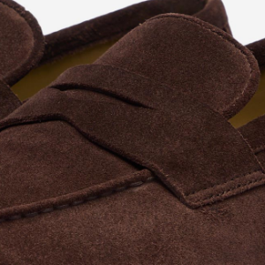 Closeup of Suede saddle