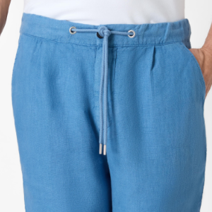 Closeup of Relaxed fit with one front pleats